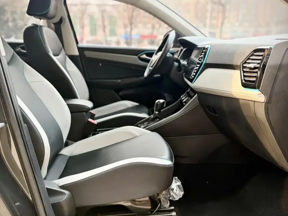 Jetta VS5