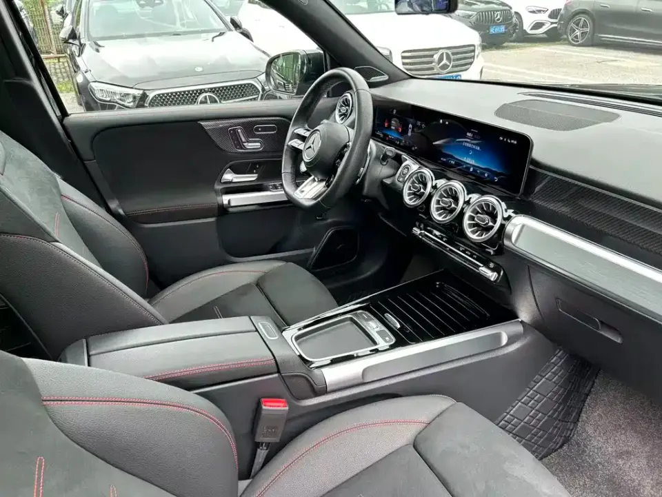 Mercedes-Benz GLB AMG