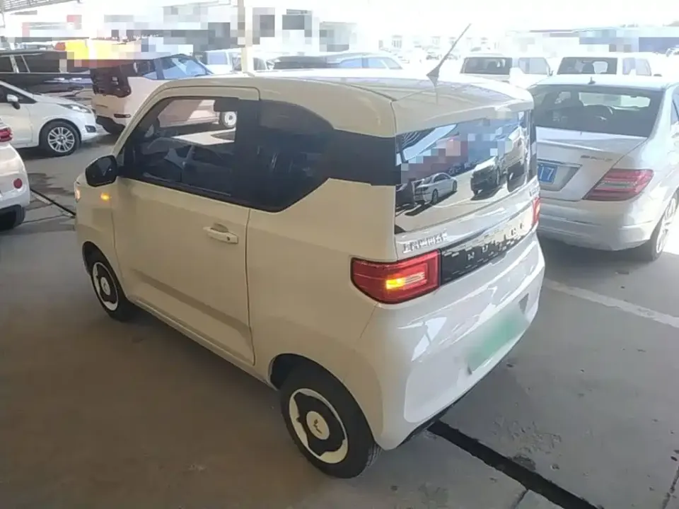 Wuling MINIEV