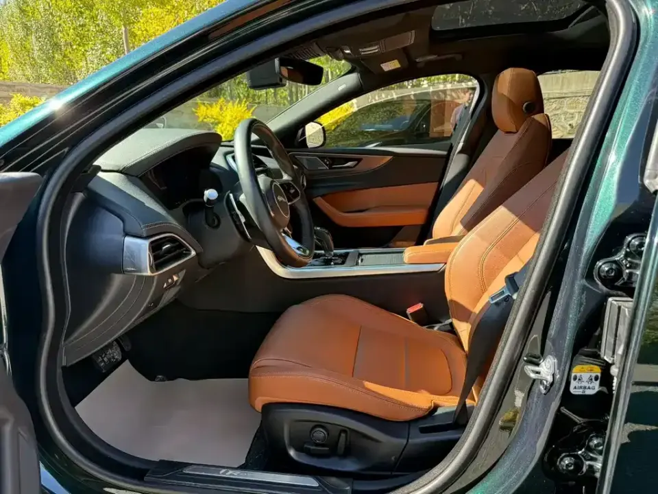 Jaguar XEL