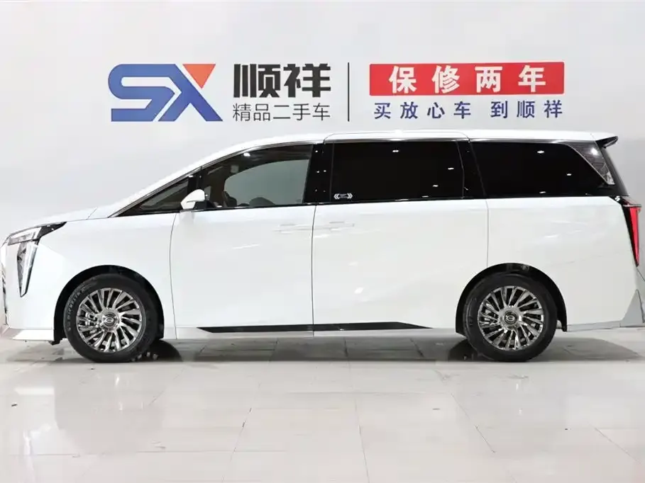 GAC Trumpchi M8