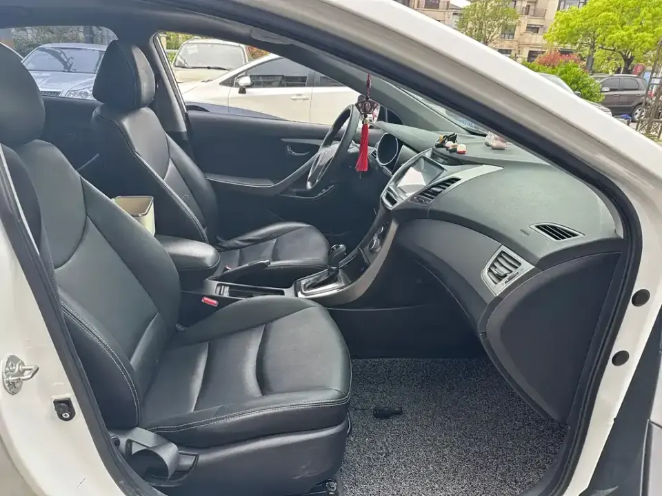 Hyundai Elantra Langdong