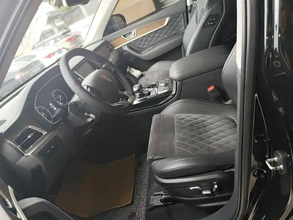 Hongqi Hongqi HS7