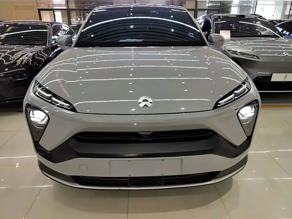 Nio EC6