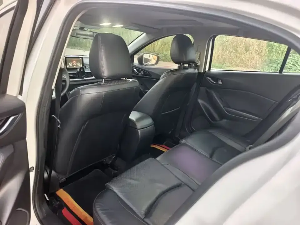 Mazda 3 Axela