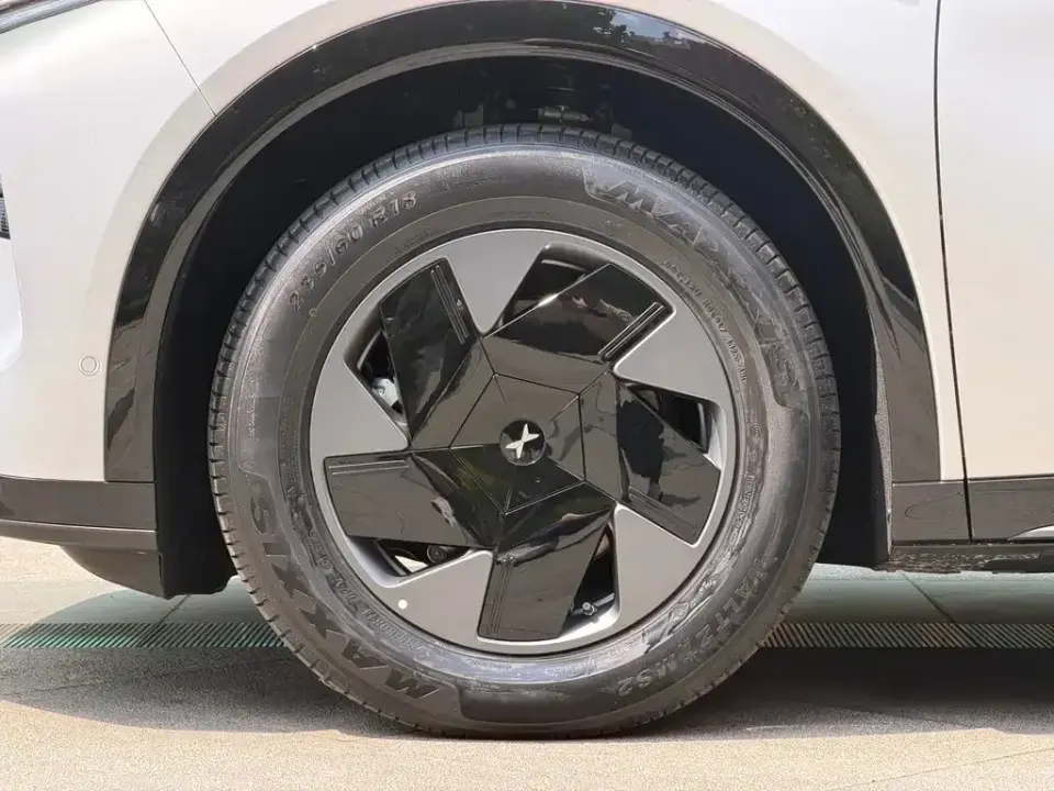 Xpeng G7