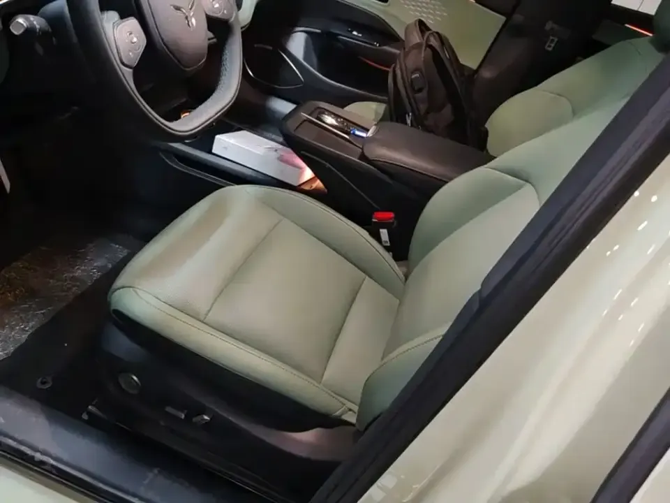 Hongqi Hongqi EH7