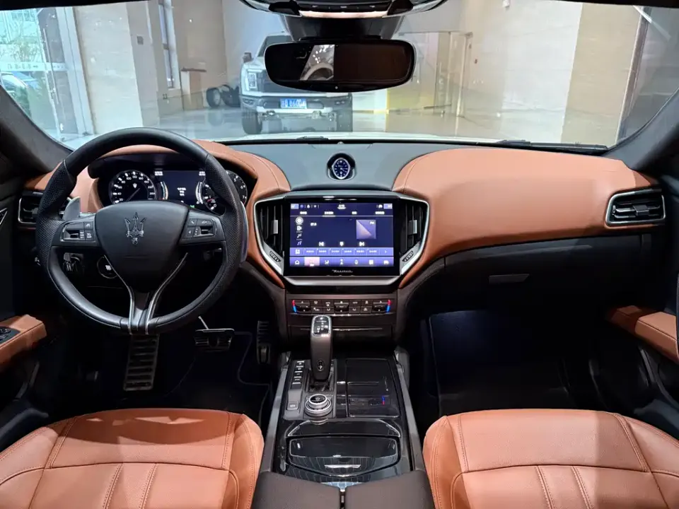 Maserati Ghibli