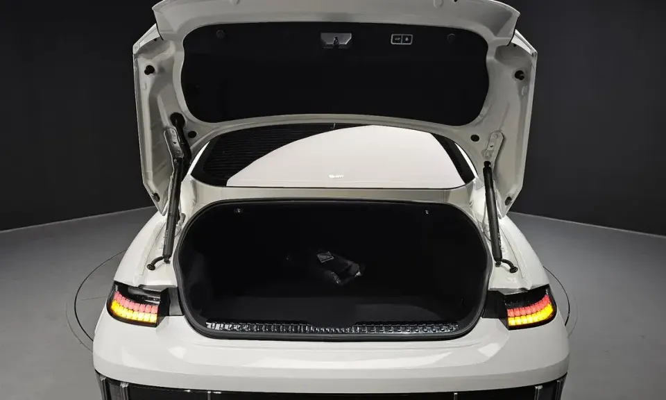 Hyundai Ioniq6