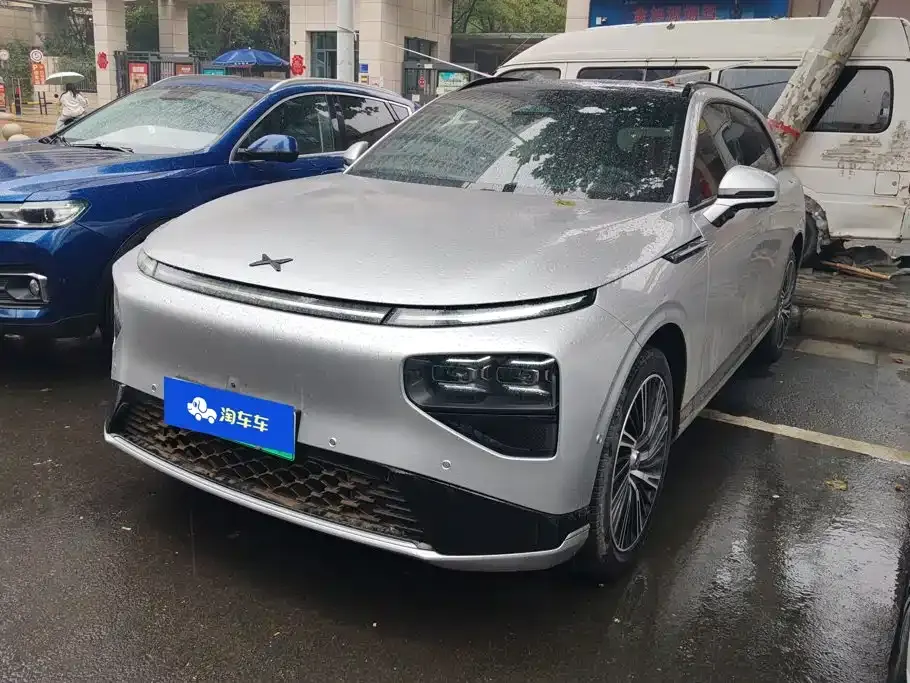Xpeng G9
