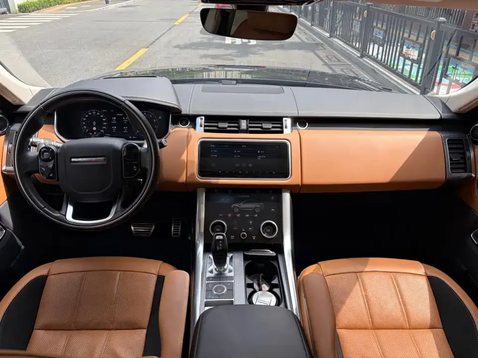 Land Rover Sport