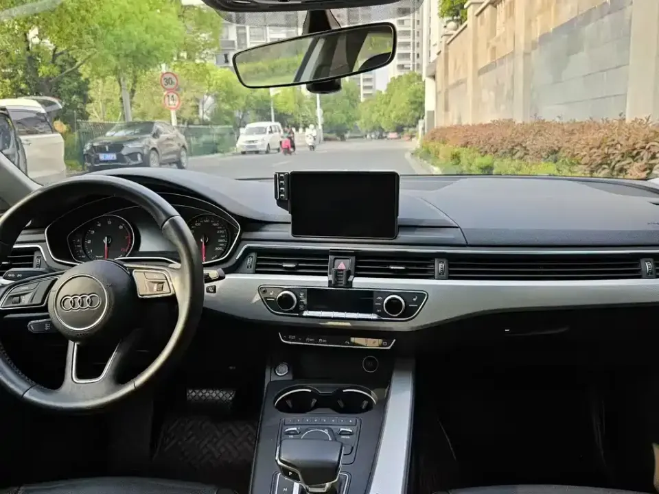 Audi A5 (Import)