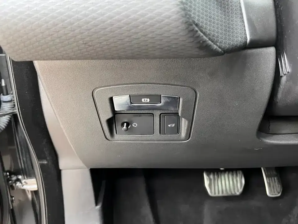 Land Rover Velar