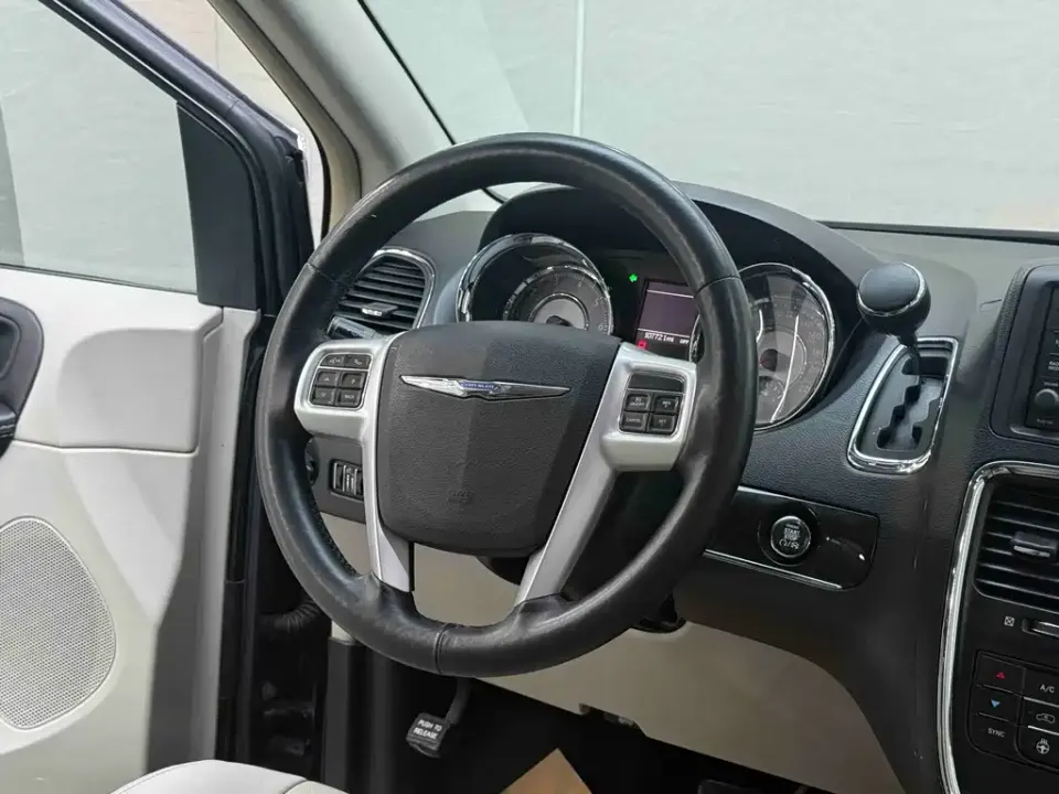 Chrysler Grand Voyager (Import)