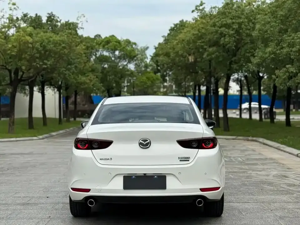 Mazda 3 Axela
