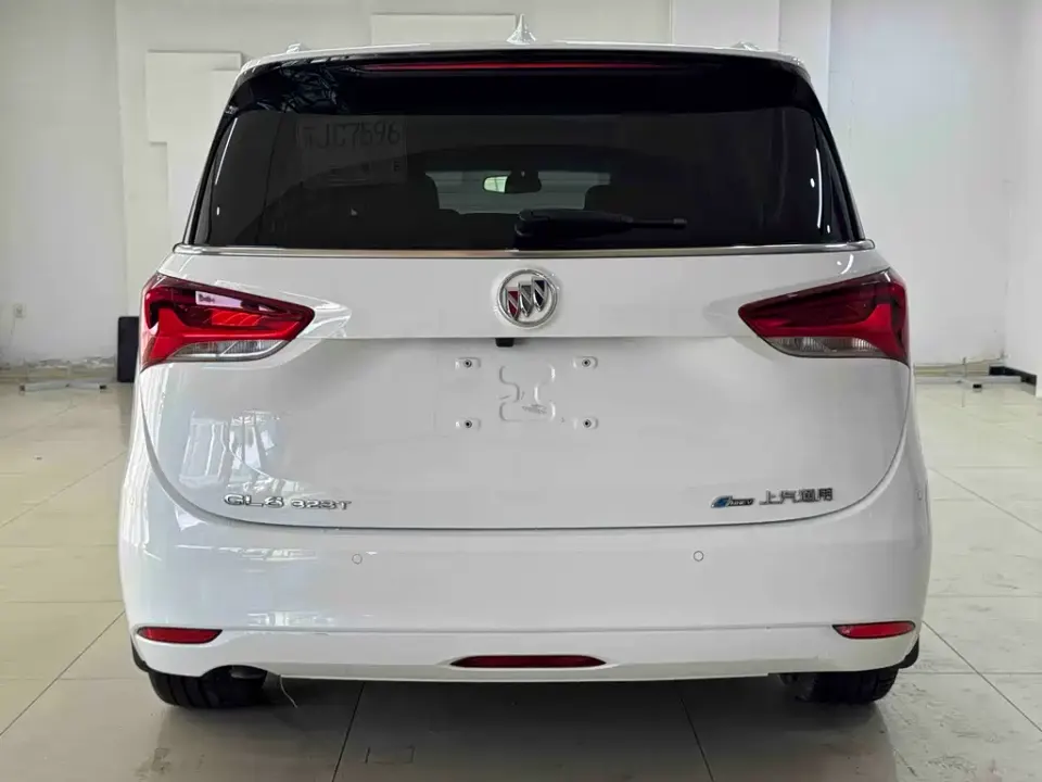 Buick GL6