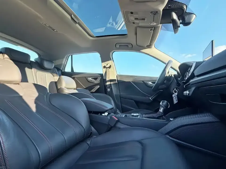 Audi Q2L