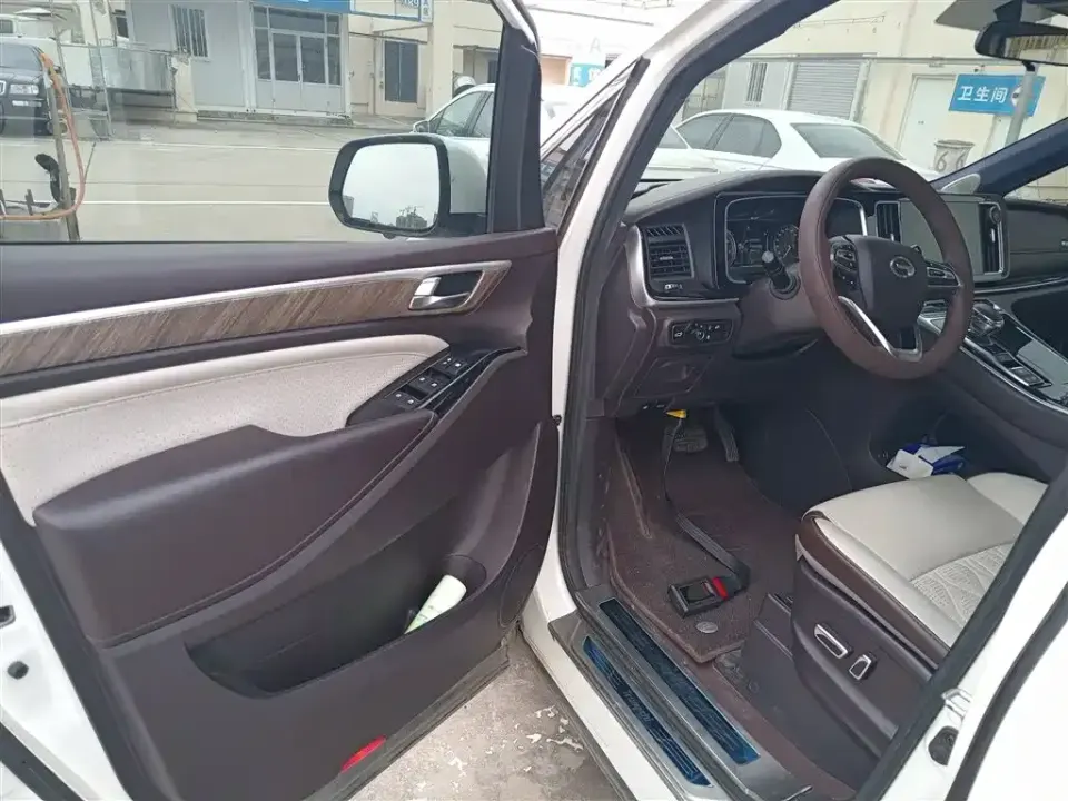 GAC Trumpchi M8