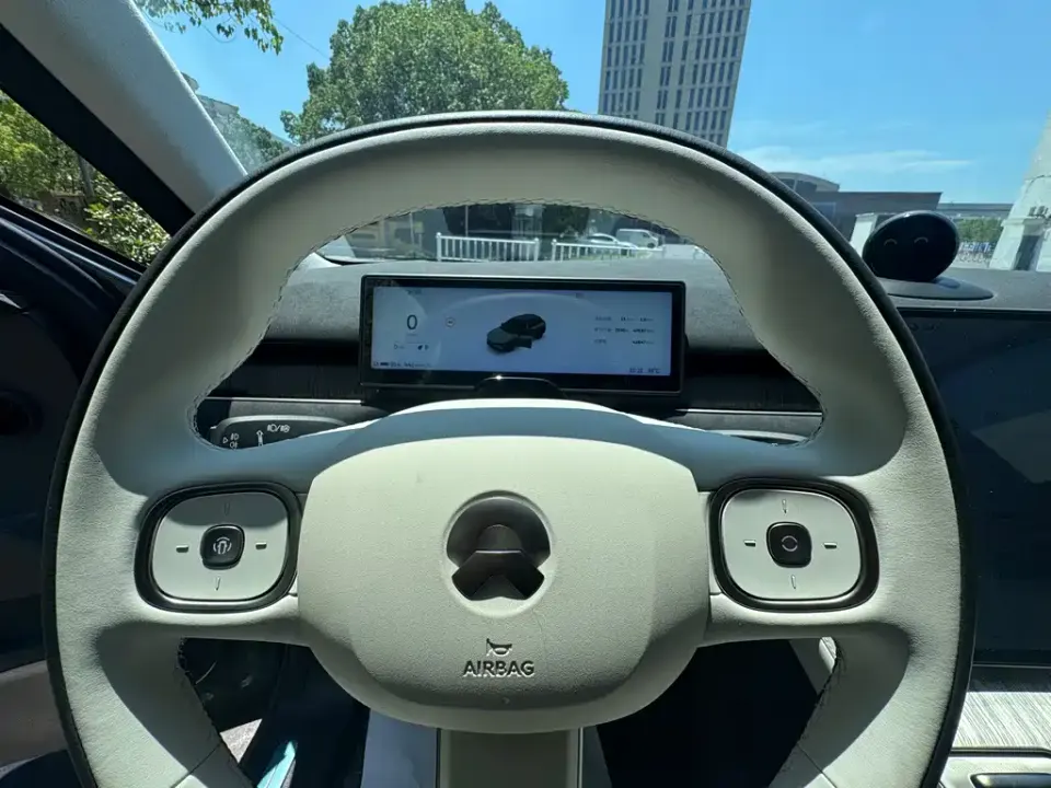 Nio ES7