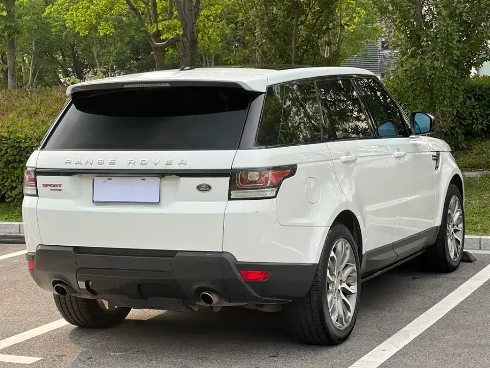 Land Rover Sport