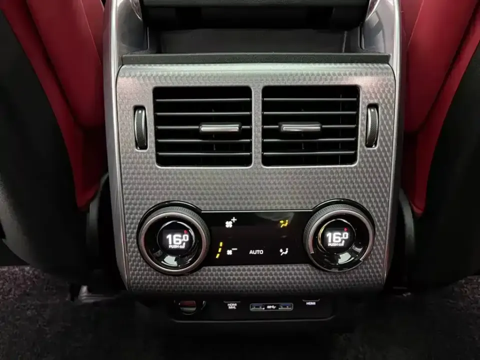 Land Rover Sport