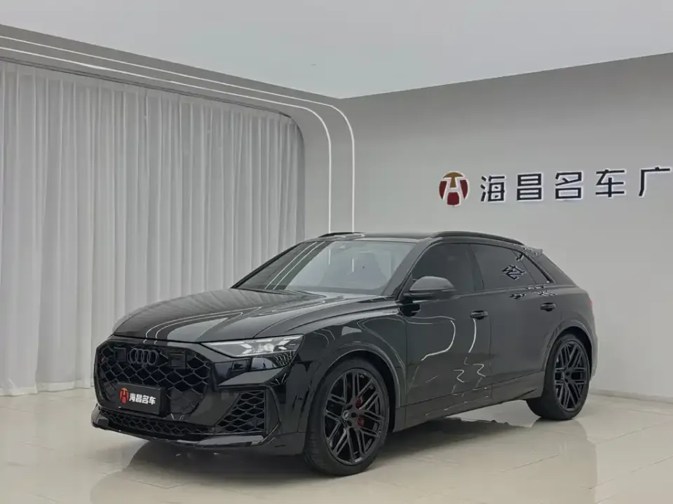 Audi RS Q8