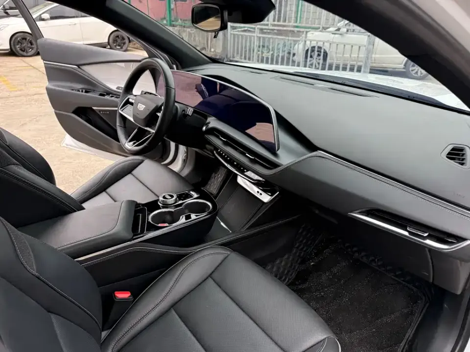 Cadillac GT4