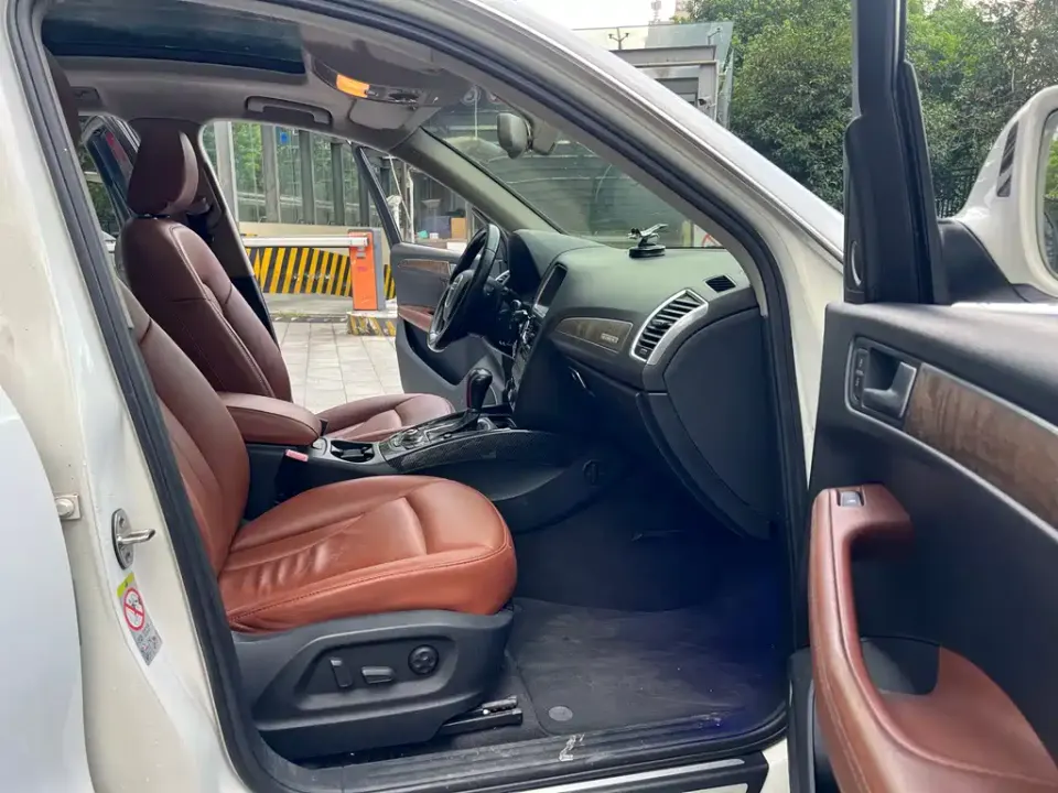 Audi Q5 (Import)
