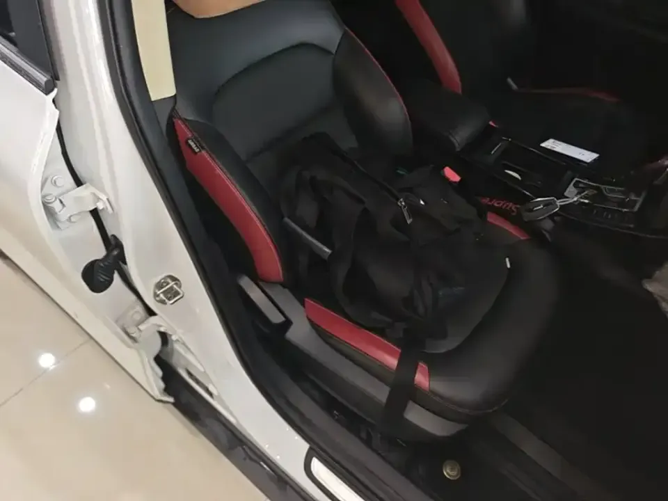 Geely Emgrand GS