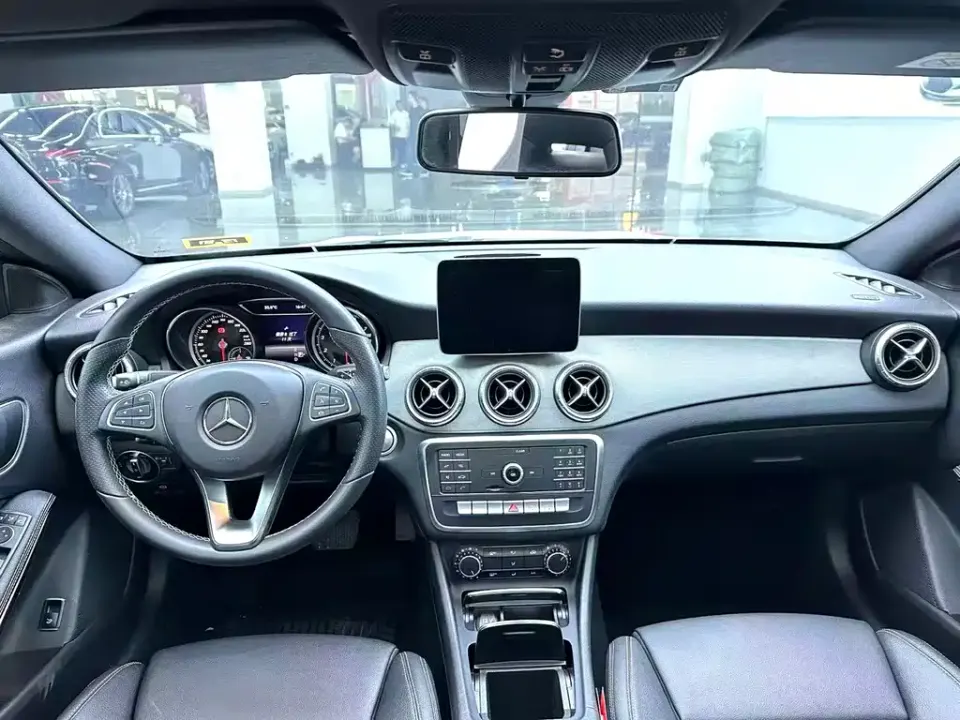 Mercedes-Benz CLA (Import)