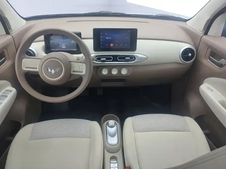 Wuling MINIEV