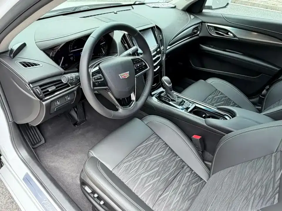 Cadillac ATS-L