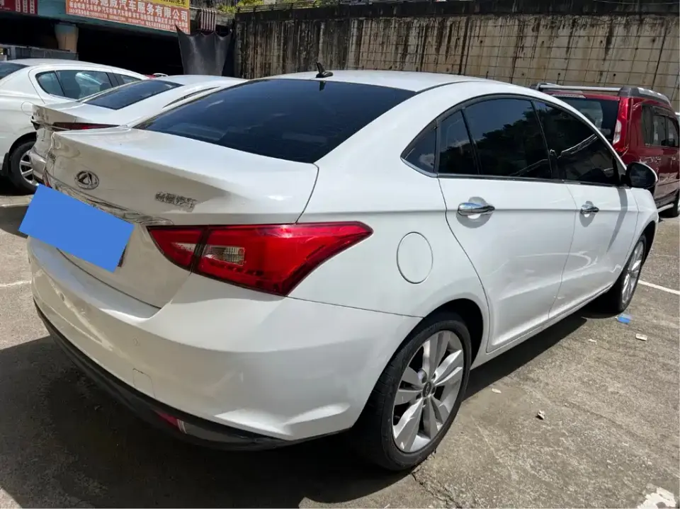 Chery Arrizo 5