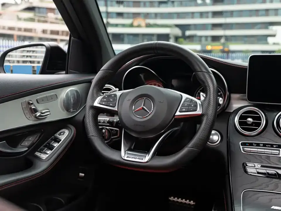 Mercedes-Benz GLC AMG