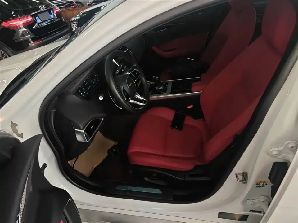 Jaguar XEL