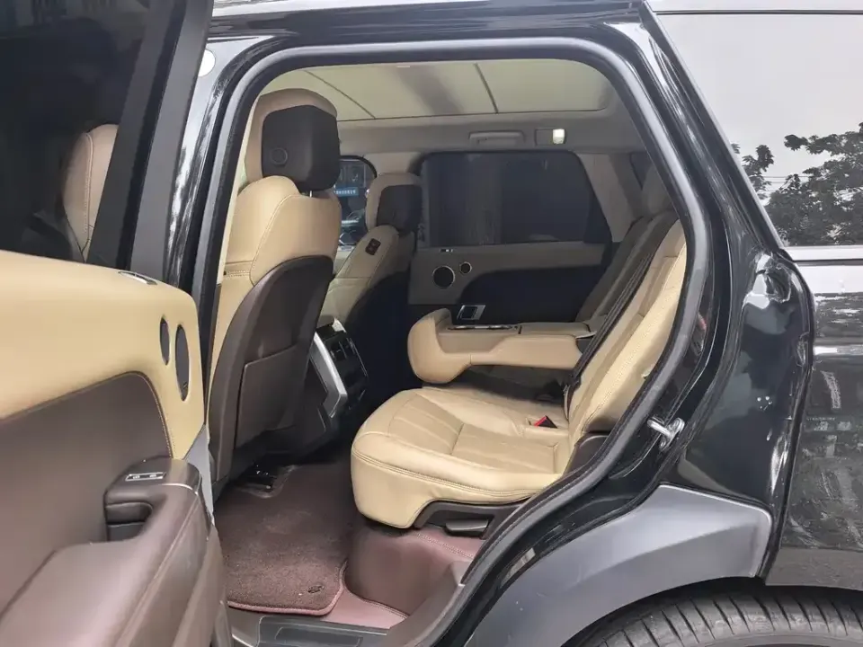 Land Rover Sport PHEV