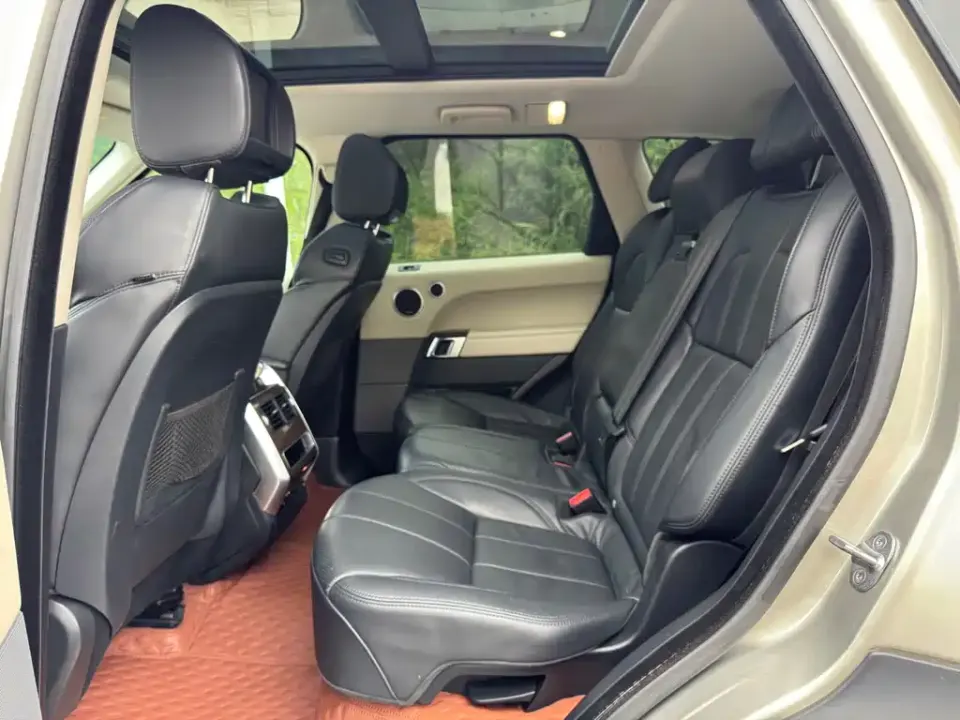 Land Rover Sport