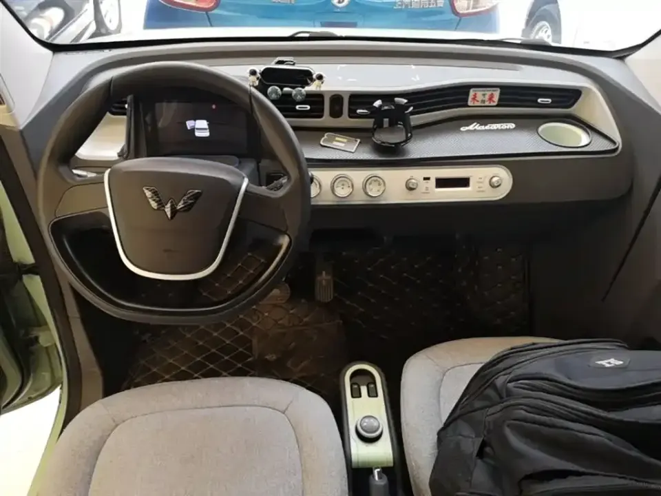 Wuling MINIEV