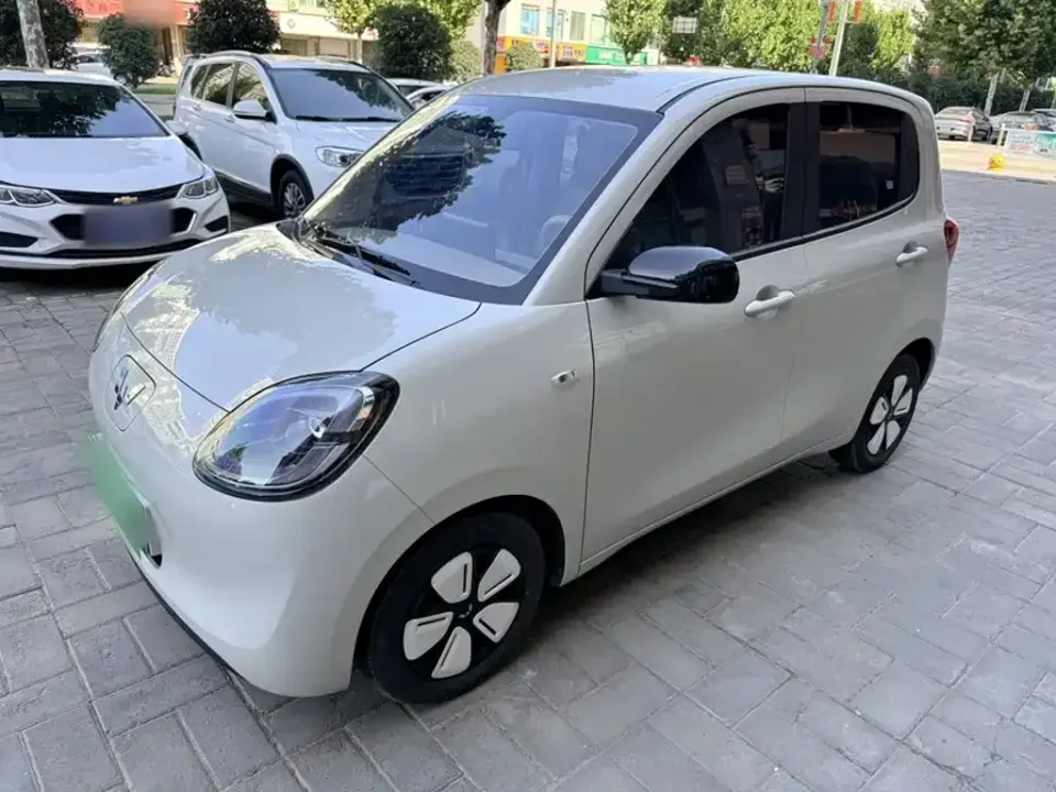 Wuling MINIEV
