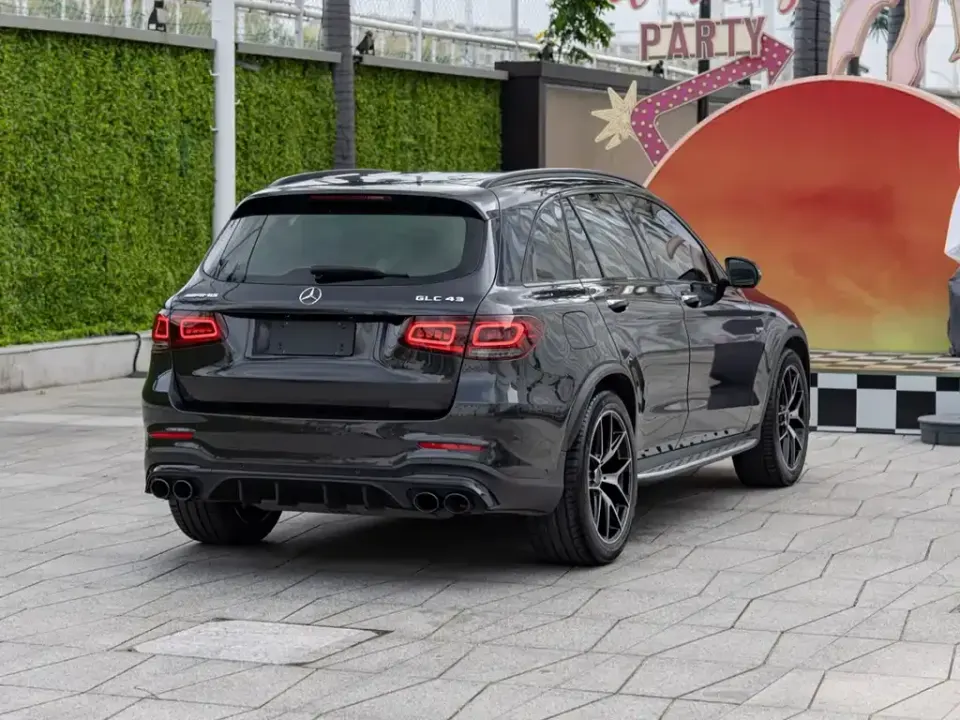 Mercedes-Benz GLC AMG