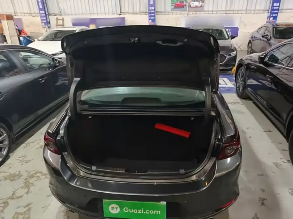 Mazda 3 Axela