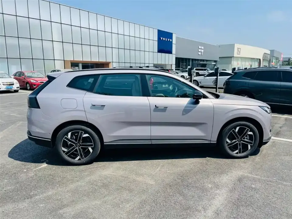 Volvo XC70 PHEV