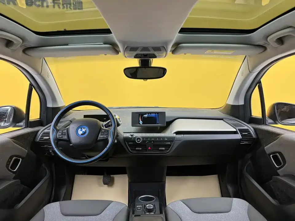 BMW i3 (Import)