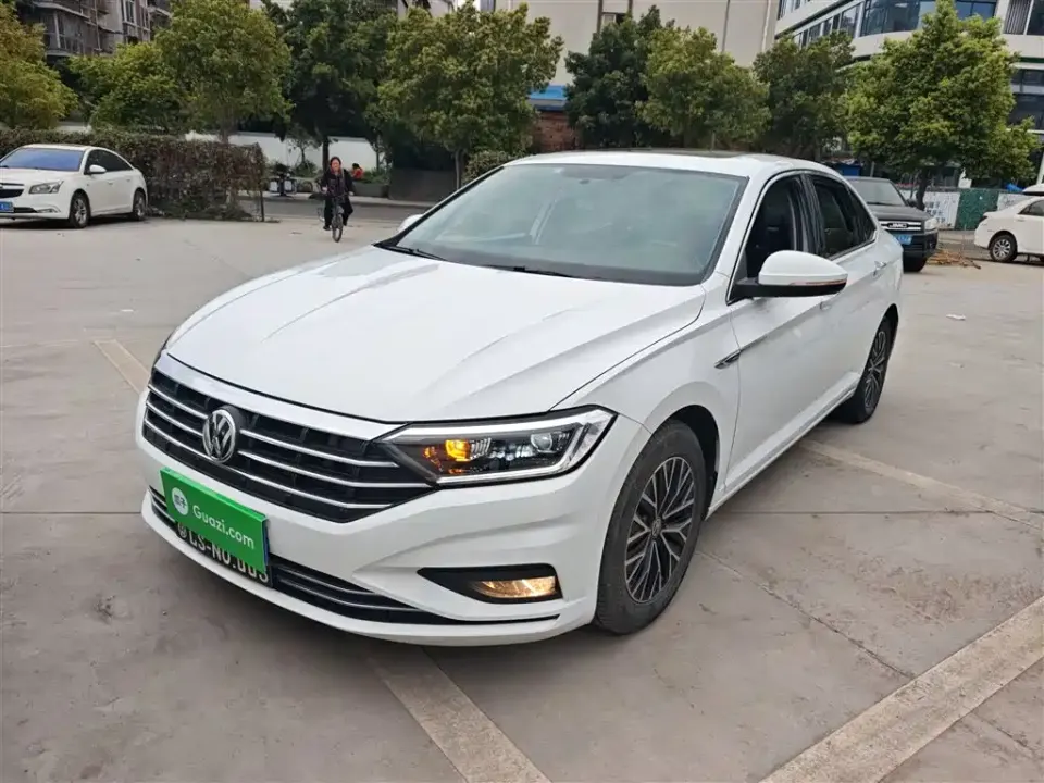 Volkswagen Sagitar