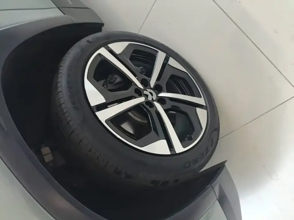 Nio ES7