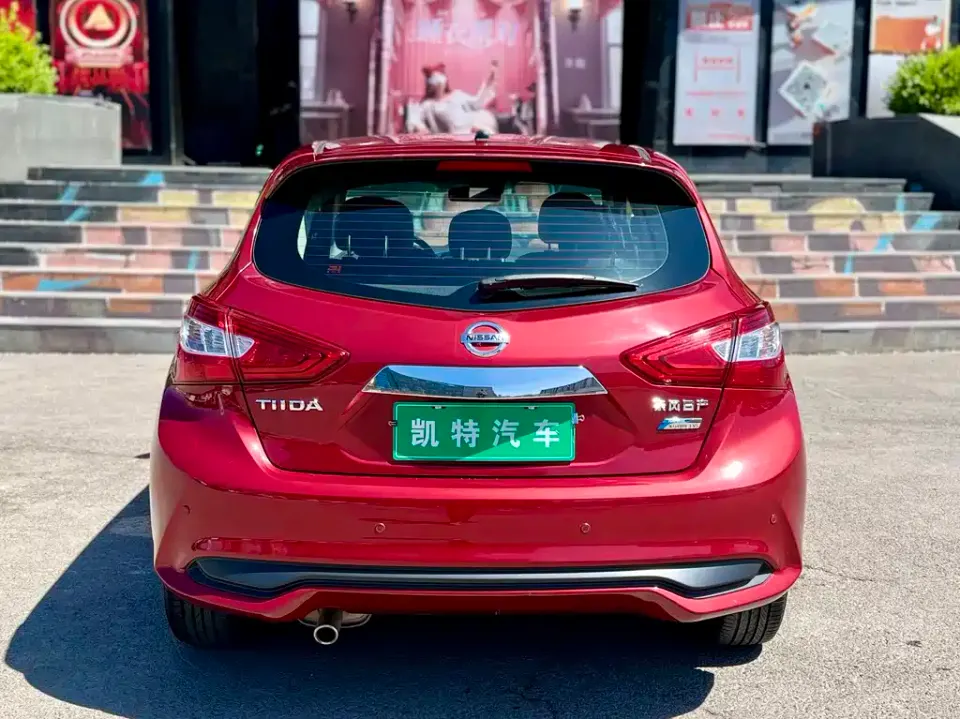 Nissan Tiida
