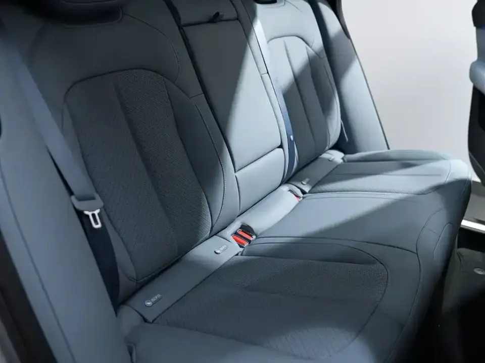 Nio EC6