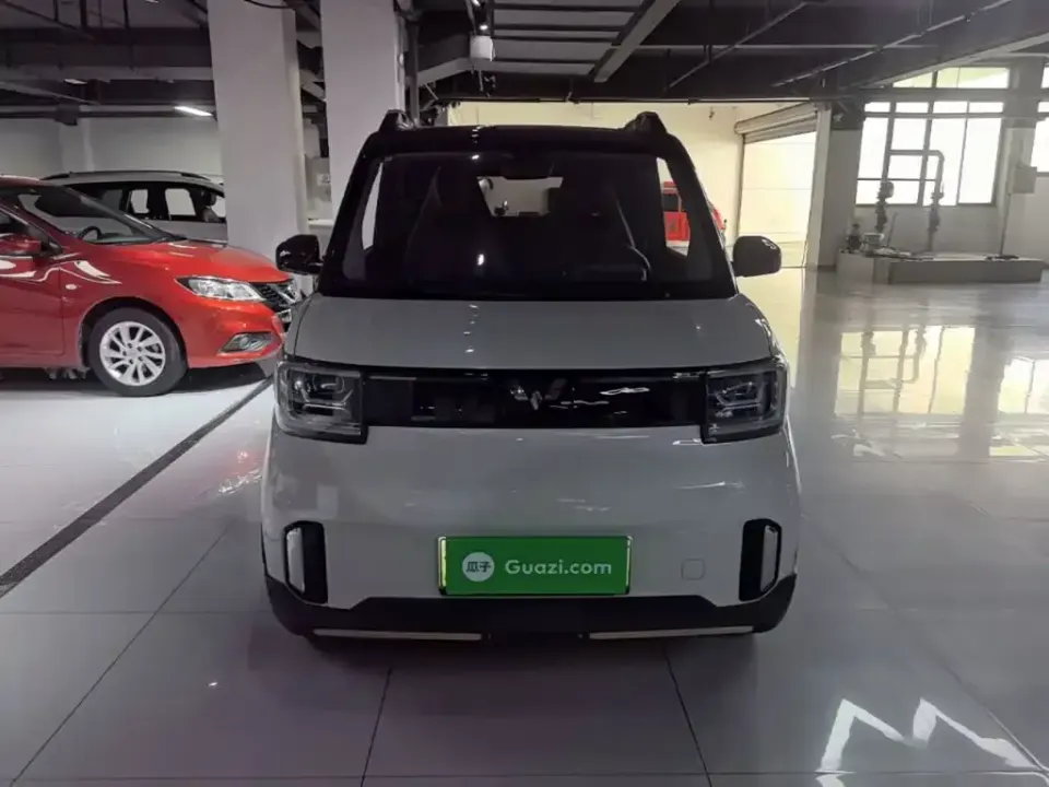 Wuling MINIEV