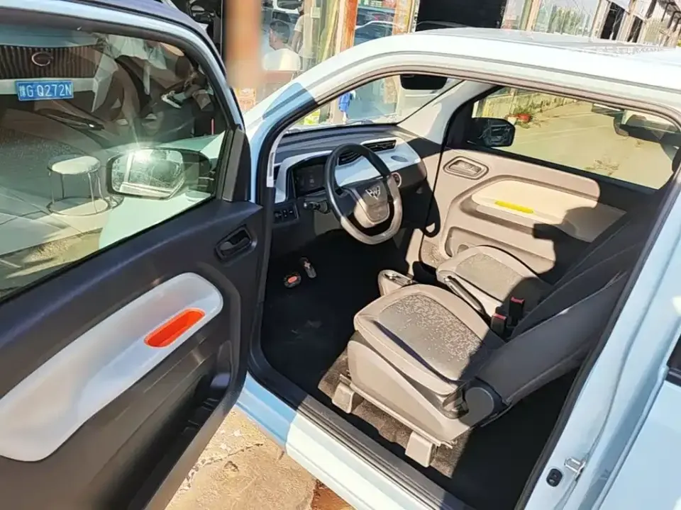 Wuling MINIEV