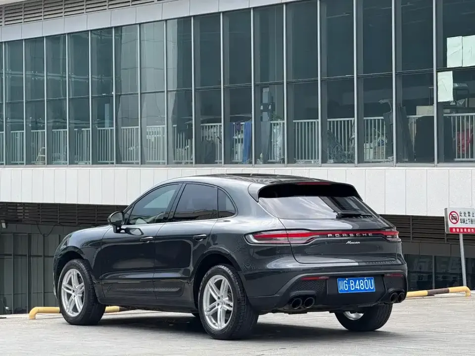 Porsche Macan